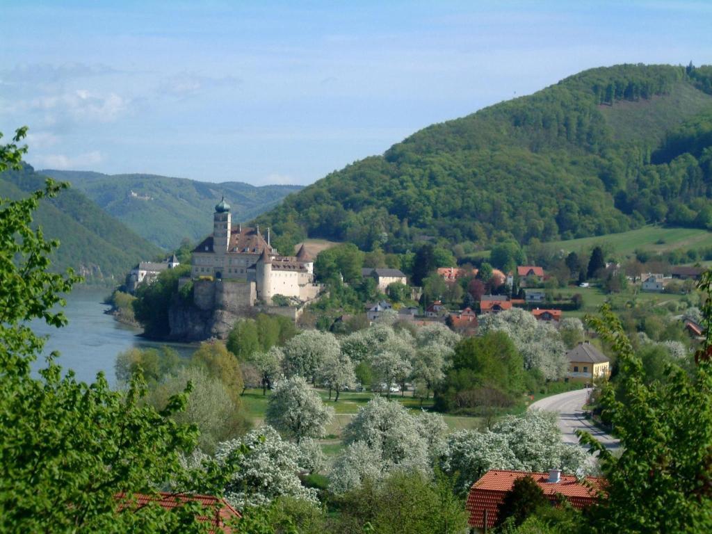 Gasthof-Camping Stumpfer Hotel Schönbühel an der Donau Eksteriør billede